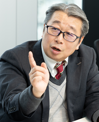 いすゞ自動車株式会社 塙 浩司 氏